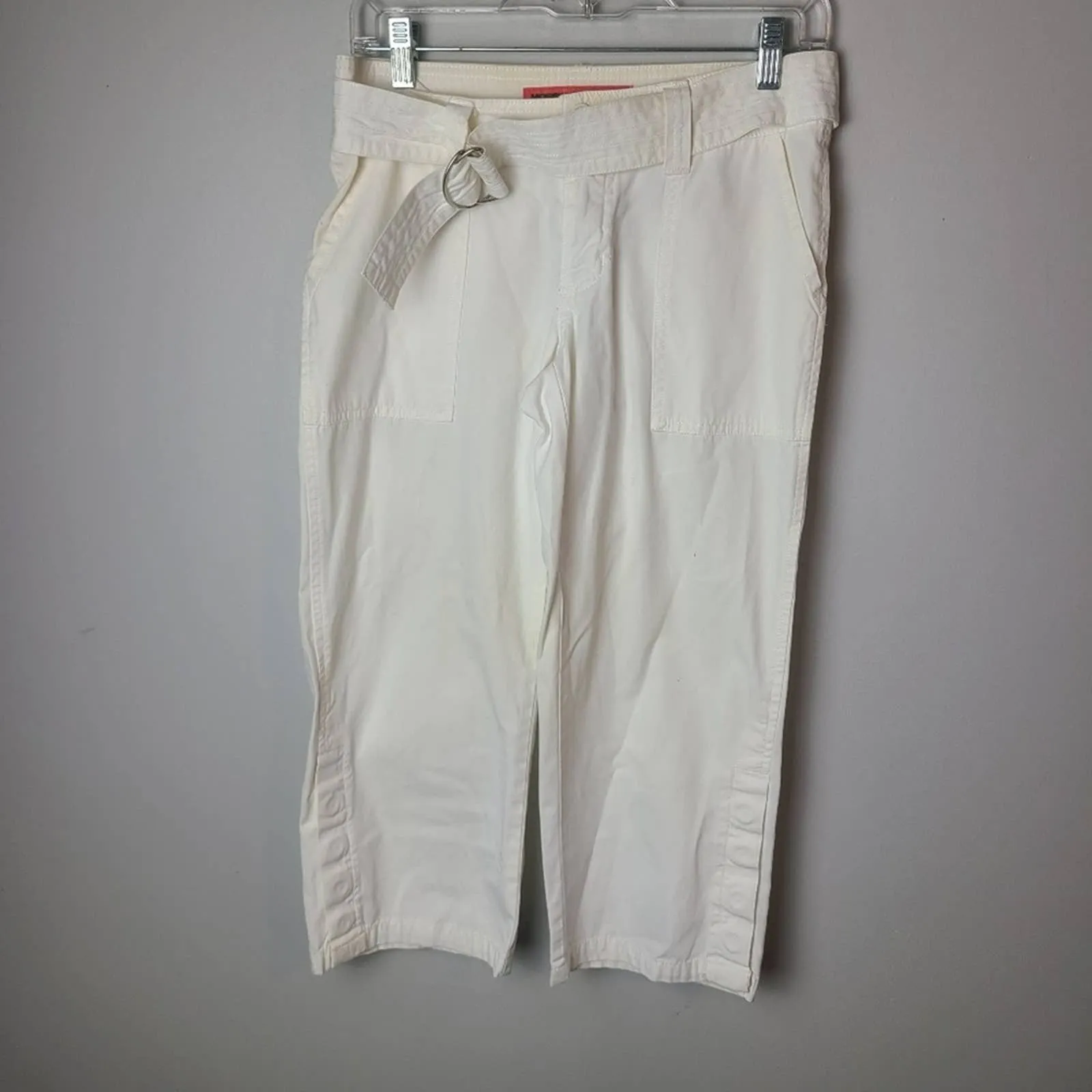 Mossimo White Cotton Capris